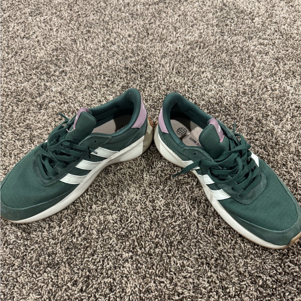 Adidas Green and White Athletic Shoes Size 7 Men's/8.5 Women's